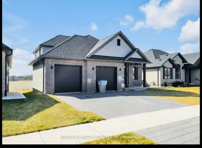 2047 Lockwood Crescent, Strathroy-caradoc, On N0l 1w0