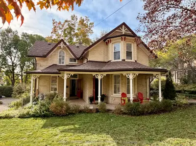 65 Bond Street W, Kawartha Lakes, On K9v 3r3