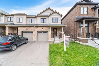 12 Pagebrook Crescent, Hamilton, On L8j 0k7