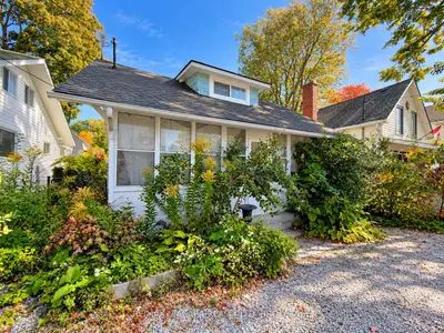 118 Lincoln Road E, Fort Erie, On L0s 1b0