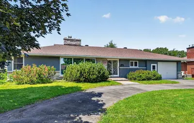 1215 PRINCESS Street, Cornwall, ON K6J 1S2
