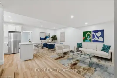 36 Elliot Street 1, Cambridge, On N1r 2j2