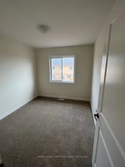 175 Sonoma Lane, Hamilton, On L8e 0j9