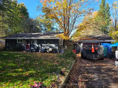 415 By-lock Acres Road, Huntsville, On P1h 1s1