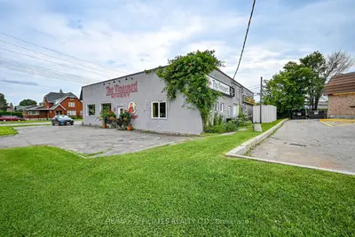 202 PERCY Street, Smiths Falls, ON K7A 4W8
