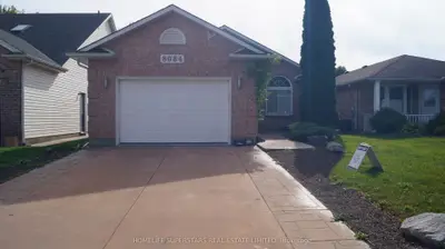 8084 Orchard Grove Parkway, Niagara Falls, On L2h 3e8