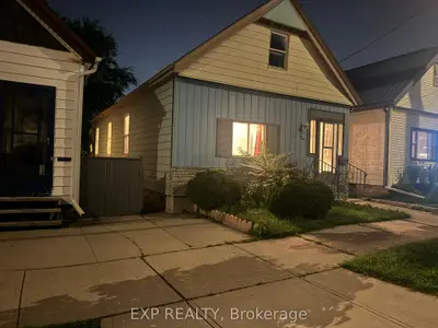 11 Rathmine Street, London East, On N5z 1z2