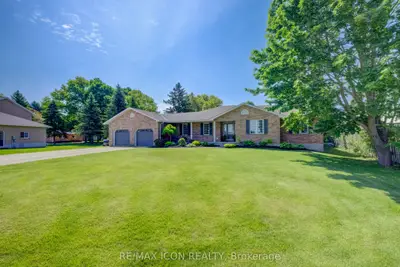 540 Sligo Road W, Wellington North, On N0g 2l1