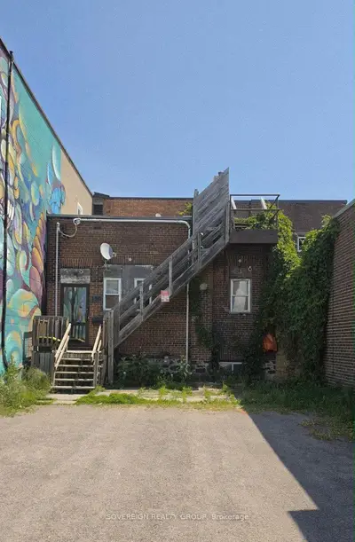 187 Main Street W, North Bay, On P1b 2t6