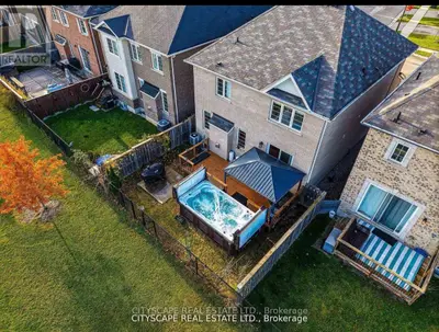 28 Celano Drive, Hamilton, On L8b 1v3