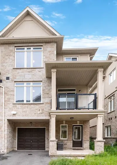 40 Zinfandel Drive 7, Hamilton, On L8e 0l1