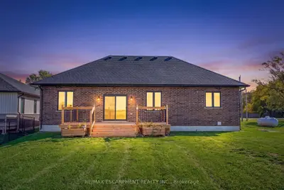 519 Concession 14 Walpole Road, Brantford, On N0a 1h0
