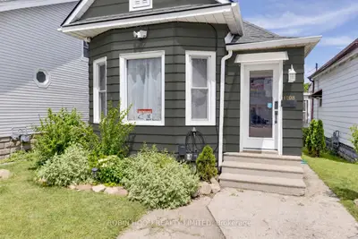 1108 Assumption Street, Windsor, On N9a 3c4