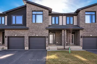 1960 Dalmagarry Road 45, London East, On N6g 0t8