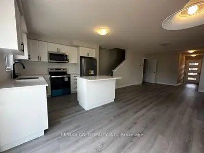 17 Wilkinson Avenue, Cambridge, On N1s 0c5