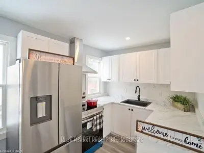 97 Delaware Street, London East, On N5z 2n4