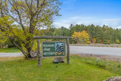 20683 60 Highway E, Madawaska Valley, On K0j 1b0