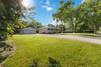 272 Richmond Street, North Middlesex, On N0m 2k0