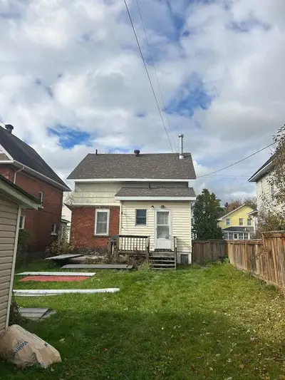250 John Street, Sault Ste Marie, On P6a 1p5