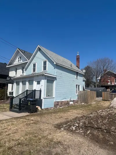 356 Albert Street, Sault Ste Marie, On P6a 2j6
