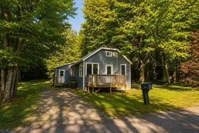 25 Hess Street, Sault Ste Marie, On P6a 5k6