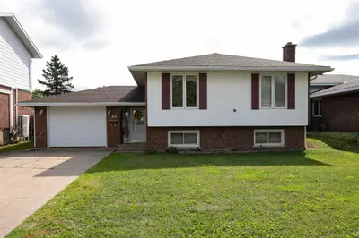 52 Danby Road, Sault Ste Marie, On P6b 5x6