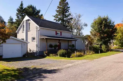 157 East Balfour Street, Sault Ste Marie, On P6c 1x7