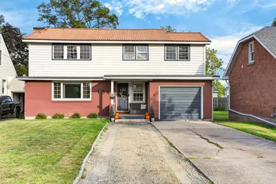 134 Bishops Court, Sault Ste Marie, On P6a 3v9