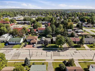 435 Chambers Avenue, Sault Ste Marie, On P6a 4w4