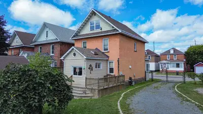 122 Alexandra Street, Sault Ste Marie, On P6a 1j4