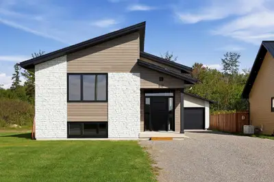 215 Greenfield Drive, Sault Ste Marie, On P6c 3t3