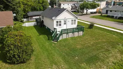 16 Stevens Street, Sault Ste Marie, On P6b 3n4