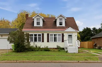 148 Walnut Street, Sault Ste Marie, On P6b 2e9