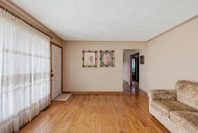 3 Dawson Avenue, Sault Ste Marie, On P6c 4b2