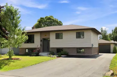 61 Bristol Place, Sault Ste Marie, On P6a 6l9