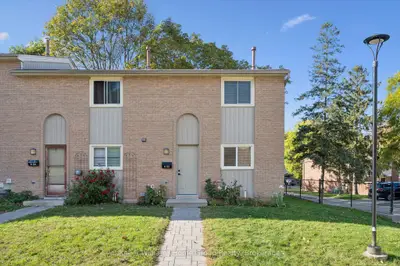 223 Pioneer Drive W H53, Kitchener, On N2p 1l9
