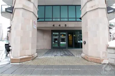 445 Laurier Avenue W 1405, Ottawa Centre, On K1r 0a2