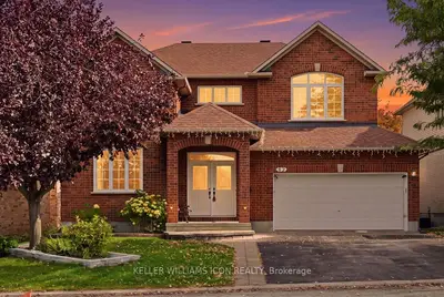 82 Broughton Street, Kanata, On K2k 3n4