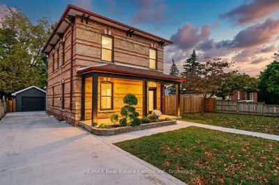 657 Frances Street, Woodstock, On N4s 1z9