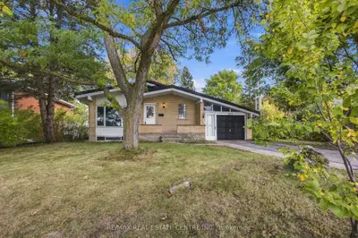 246 Hillcrest Road, Cambridge, On N3h 1b2