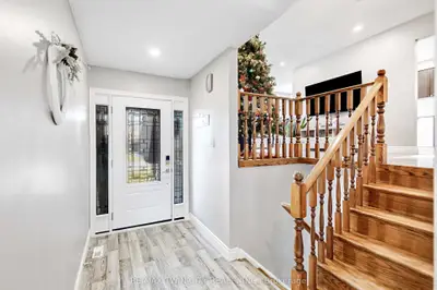 36 Valerie Court, Cambridge, On N3c 3h4