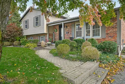 2 GREENWOOD Road, Ingersoll, ON N5C 3N1