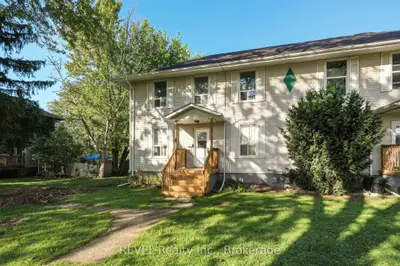 23 Plymonth Road, Welland, On L3b 3c4