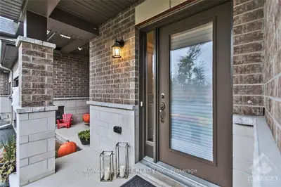 159 WOODHURST Crescent, Stittsville - Munster - Richmond, ON K2S 0T4