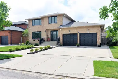 43 Regalview Drive, Hamilton, On L8g 4y7