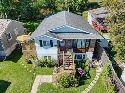 328 Ninth Avenue S, Kenora, On P9n 2j3