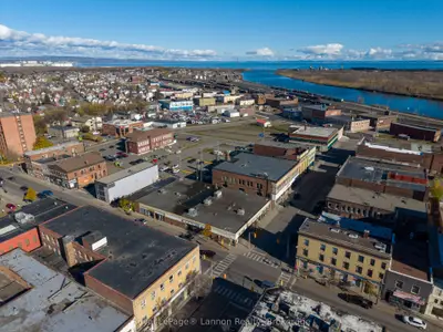 421 Victoria Avenue E E, Thunder Bay, On P7c 1a6