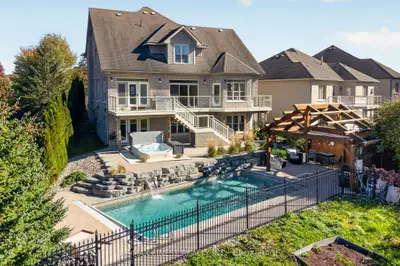 710 Kananaskis Drive, Kingston, On K7p 0a9