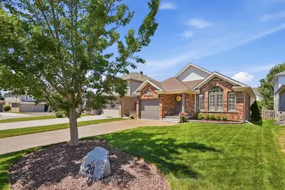 20 Peer Drive, Guelph, On N1c 1h1