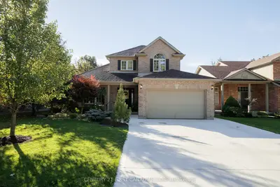 101 Duchess Avenue, Lucan Biddulph, On N0m 2j0